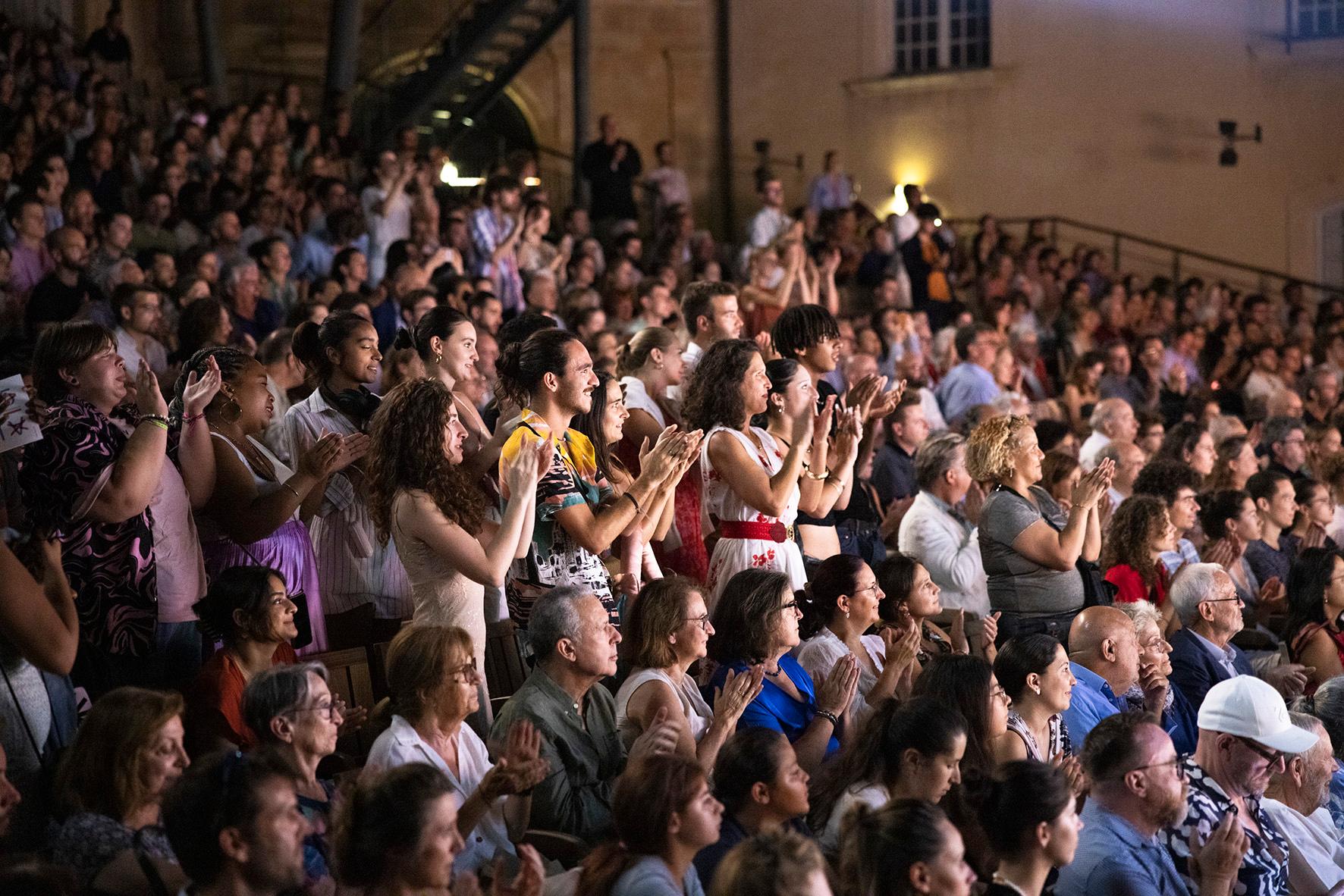 Public au Théâtre de l'Archevêché - Festival d'Aix-en-Provence 2023