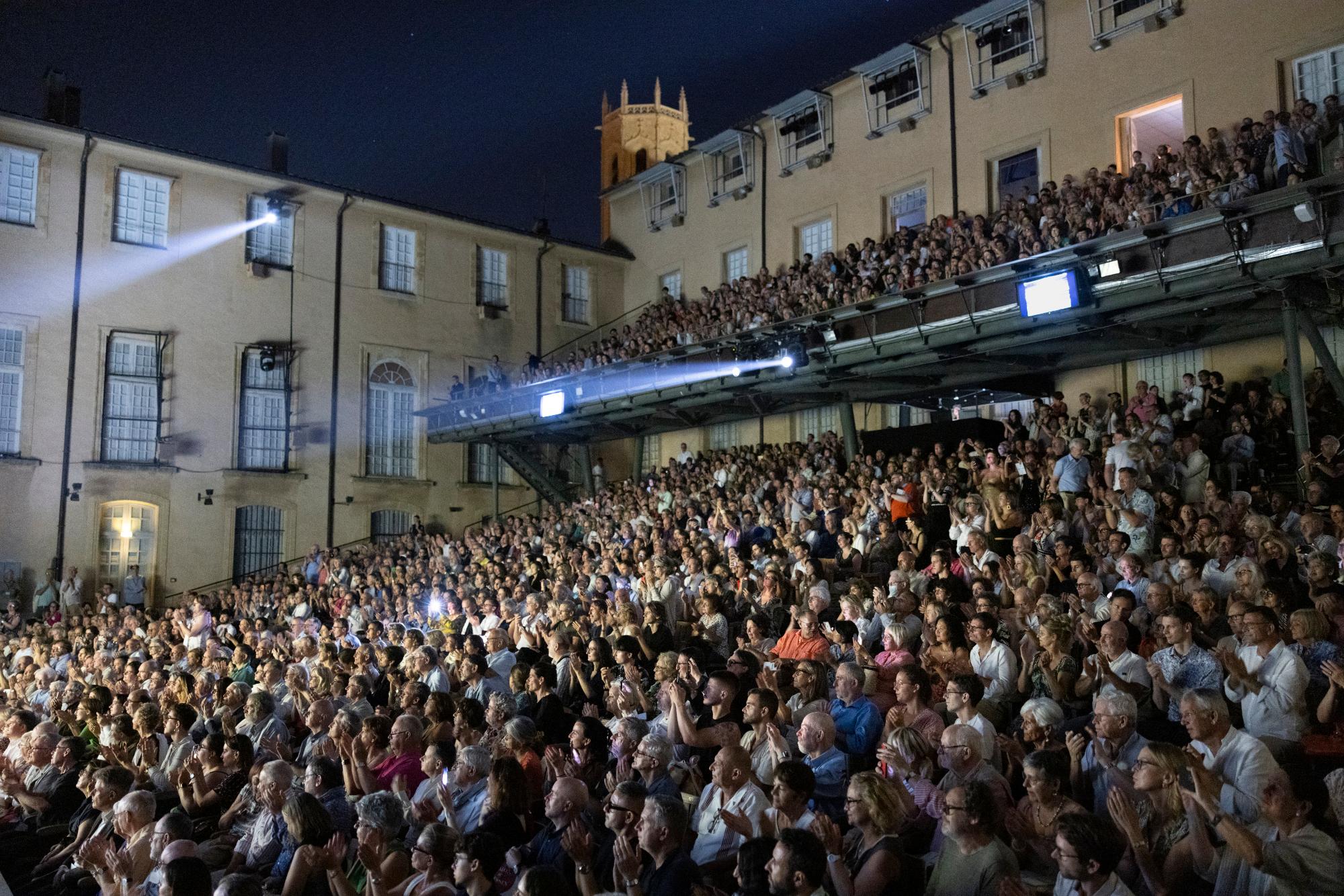 Public au Théâtre de l'Archevêché 2024