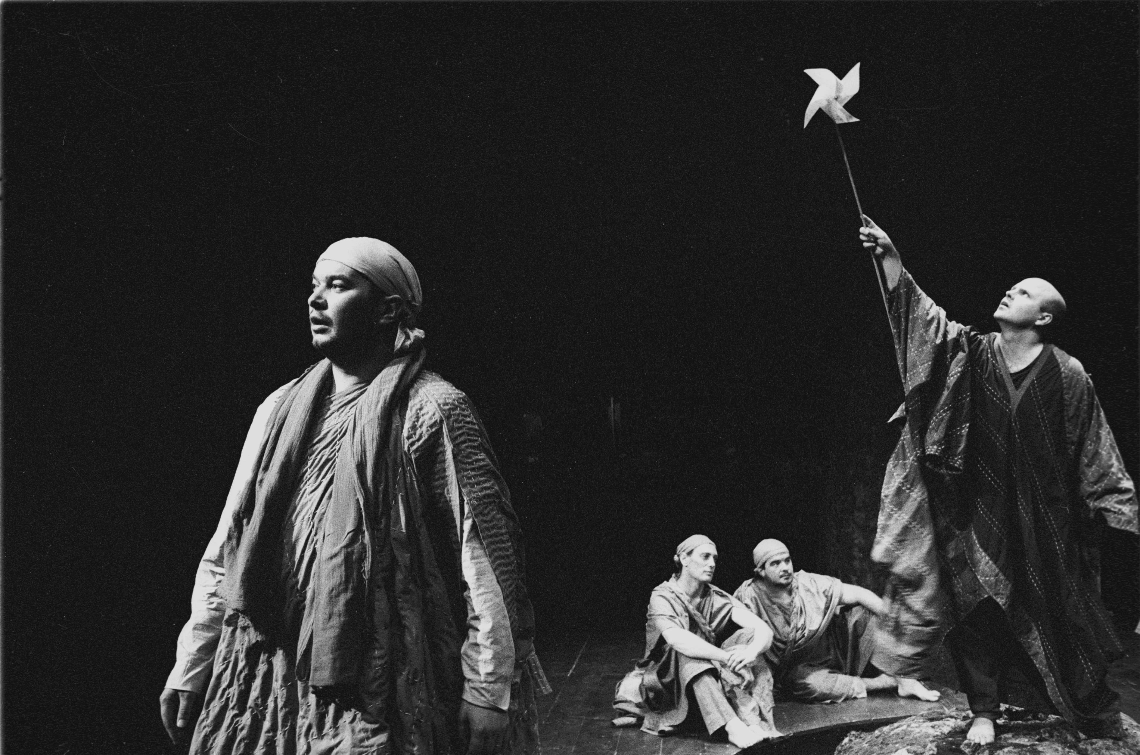 Curlew River, direction musicale David Stern, mise en scène Marcel Bozonnet — Festival d'Aix-en-Provence 1998