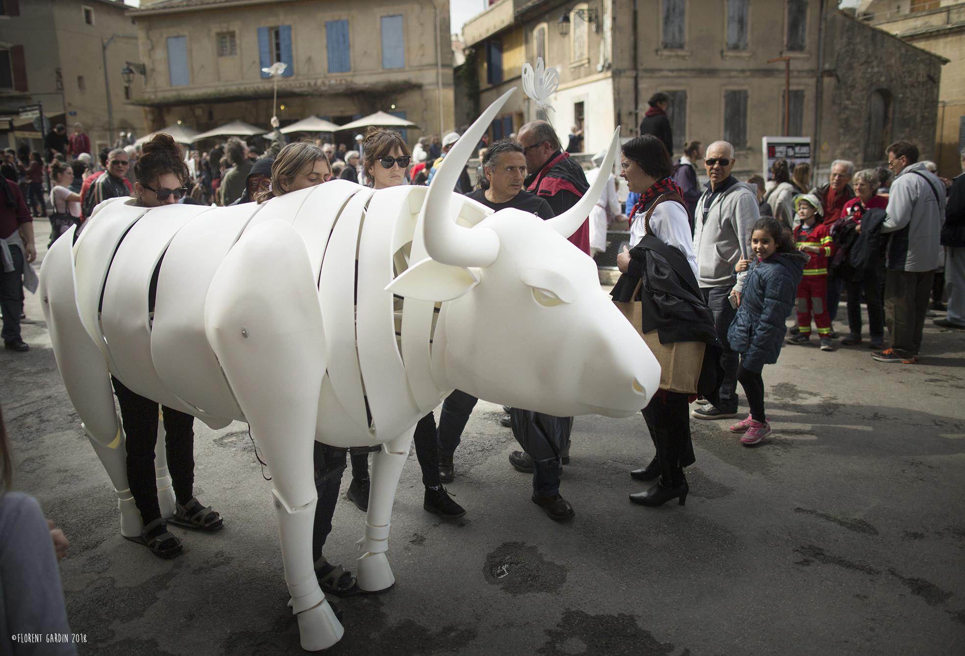 Drôle de Carnaval, un Amour de Parade ! © Florent Gardin / Les Suds, à Arles