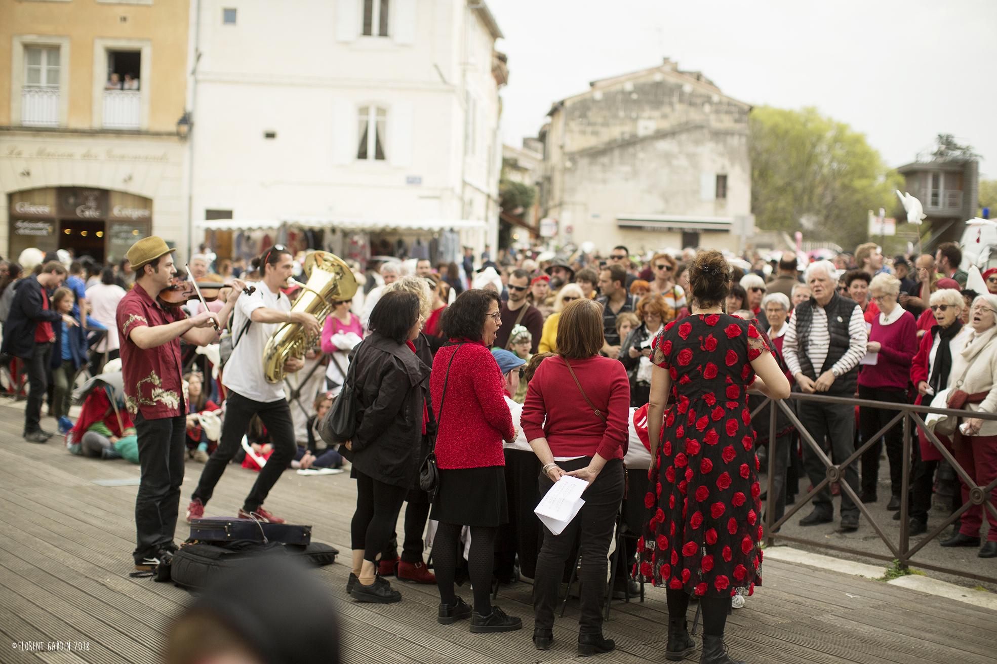 Drôle de Carnaval, un Amour de Parade ! © Florent Gardin / Les Suds, à Arles