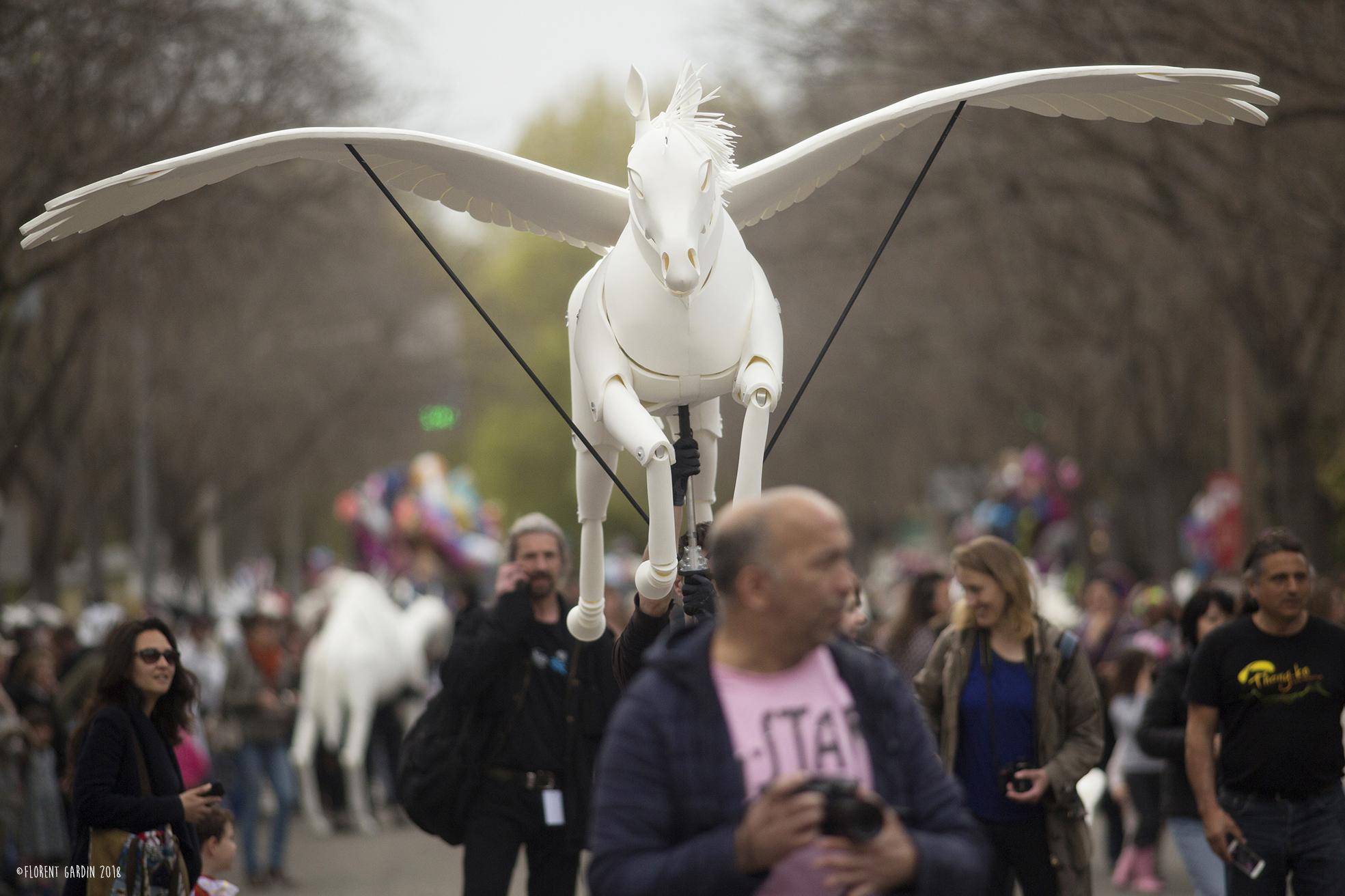 Drôle de Carnaval, un Amour de Parade ! © Florent Gardin / Les Suds, à Arles