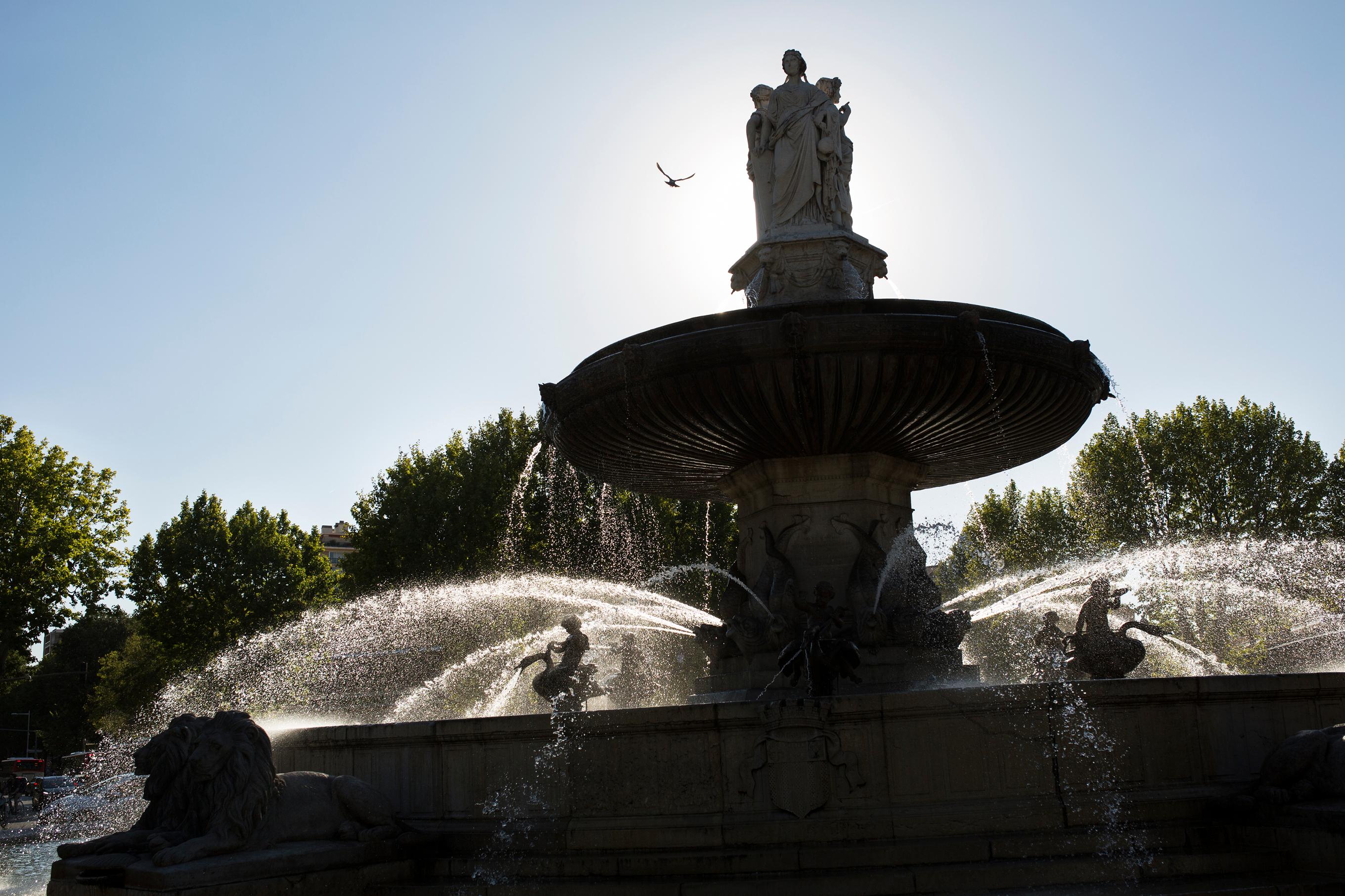 Aix-en-Provence - Rotunda fountain