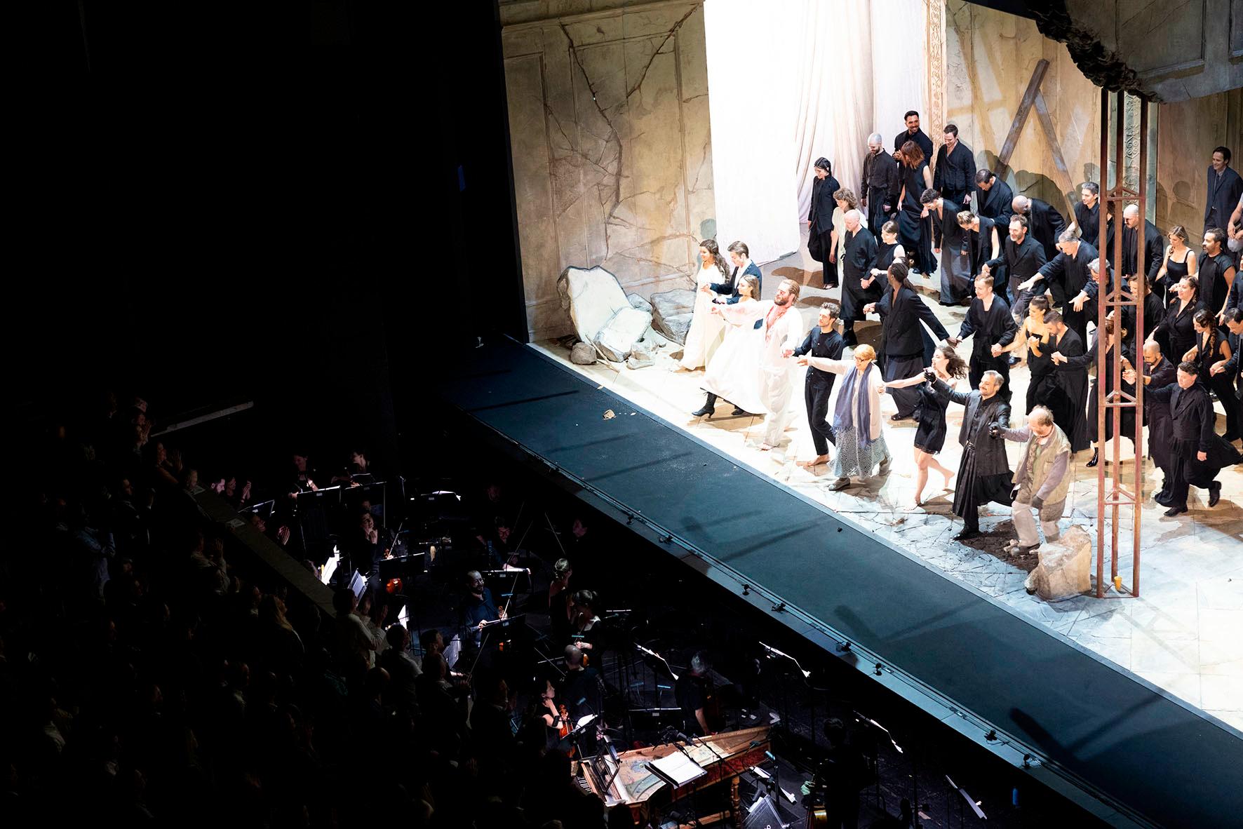 Samson, libre création d'après l'opéra perdu de Jean-Philippe Rameau, création mondiale du Festival d'Aix-en-Provence Direction et conception musicales Raphaël Pichon — Mise en scène, concept et scénario Claus Guth — Théâtre de l'Archevêché — Fes