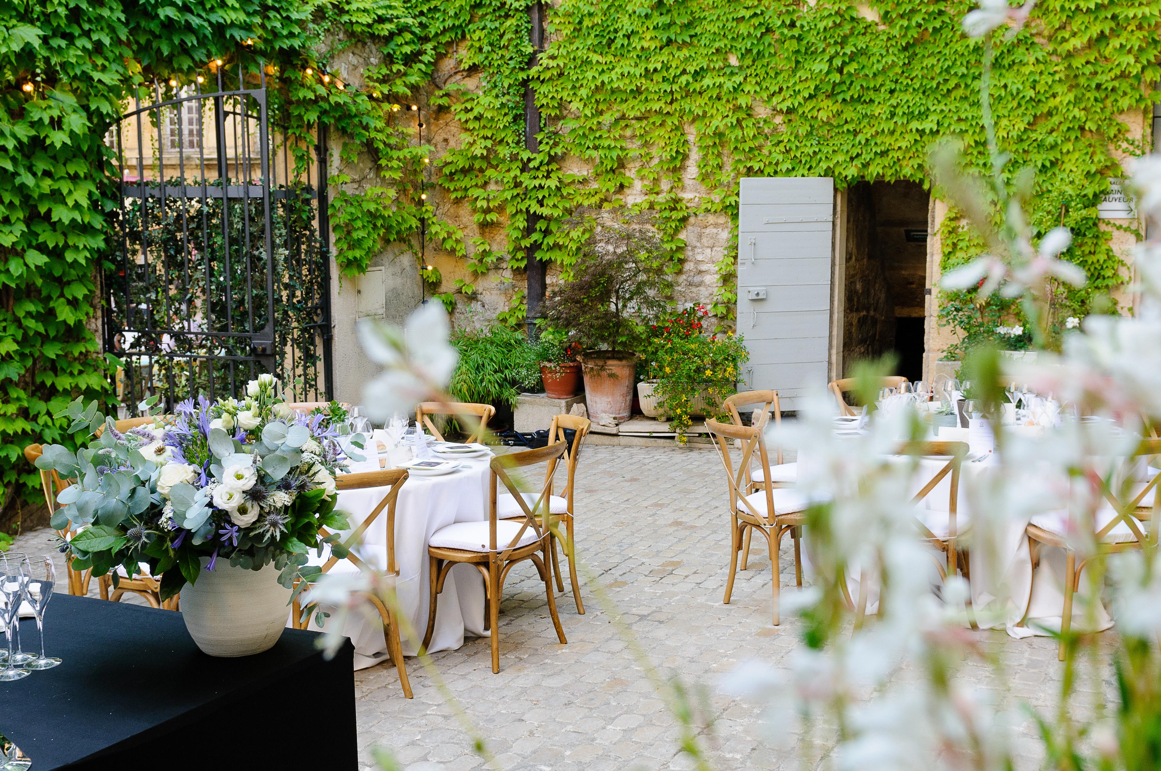 Soirée mécénat dans la cour du Presbytère