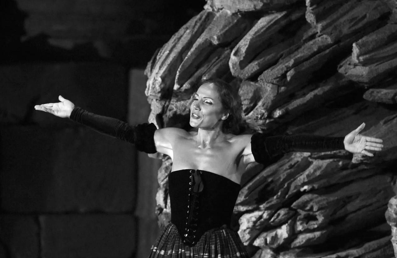 Beatrice Uria-Monzon dans le rôle de Carmen de Bizet - 10 juillet 2008 au Théâtre antique d'Orange