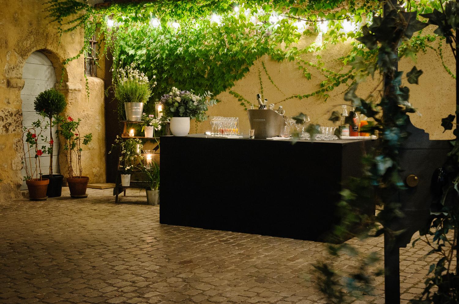 Soirée mécénat dans la cour du Presbytère